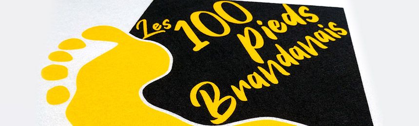 Tapis de sol personnalisé par impression textile, pour les 100 pieds Brandanais Tapis de sol personnalisé par impression textile, pour les 100 pieds Brandanais